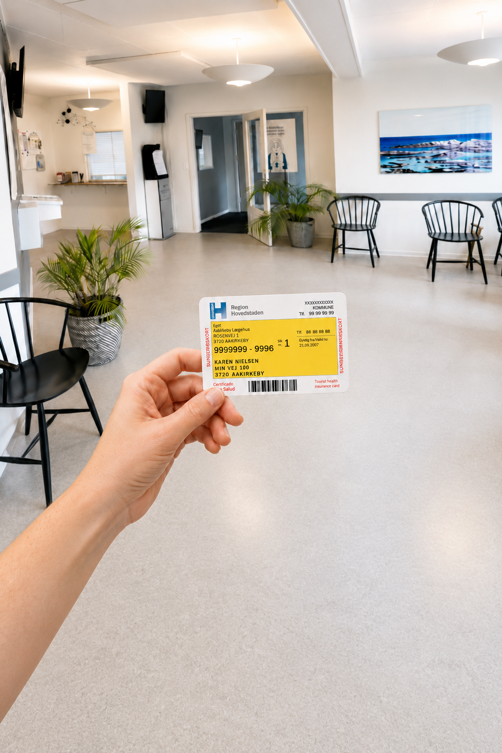 Krankenversicherungskarte in der Arztpraxis Åkirkeby